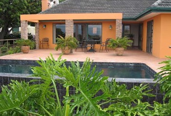 10 Ocean View Road in Somerset West